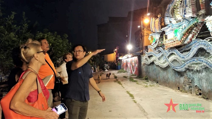 View - 	Nghệ sĩ thị giác Nguyễn Thế Sơn trả lời về văn hóa truyền thống